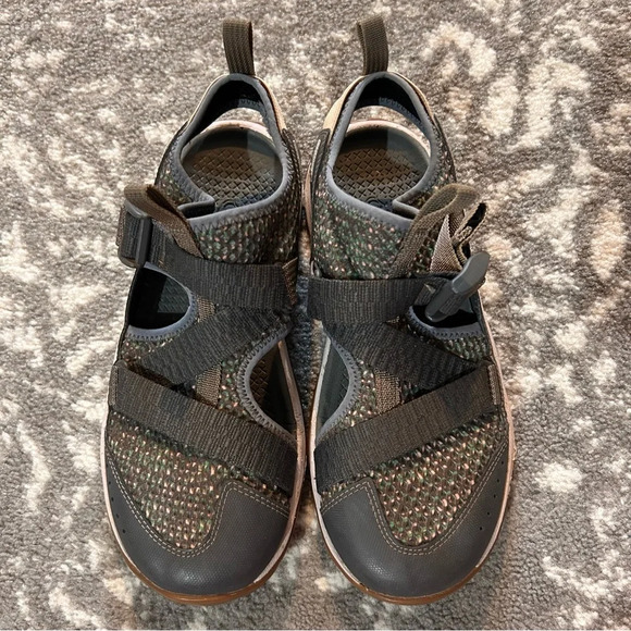 Chaco Odysessy Sport Closed Toed Sandals - Picture 3 of 12